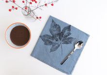 Load image into Gallery viewer, Sweetgum Leaf Linen Napkin in Lagoon Blue (Set of 4 w/bag)