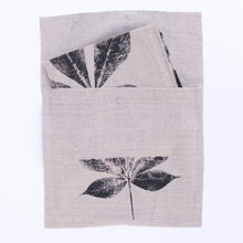 Load image into Gallery viewer, Creeper Leaf Linen Napkin in 6 different colors (Set of 4 w/bag)