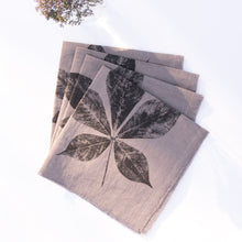 Load image into Gallery viewer, Creeper Leaf Linen Napkin in 6 different colors (Set of 4 w/bag)