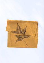 Load image into Gallery viewer, Sweetgum Leaf Linen Napkin in Mustard (Set of 4 w/bag)