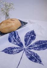 Load image into Gallery viewer, Heavyweight 100% Cotton Creeper Leaf Tea Towel in White