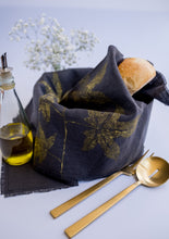 Load image into Gallery viewer, Sweetgum Leaf Linen Tea Towel (Set of 2 w/bag)