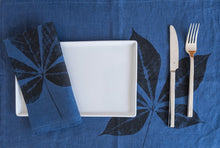 Load image into Gallery viewer, Linen Creeper Leaf Placemat in Navy Blue - Set of 4 with bag