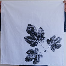 Load image into Gallery viewer, Heavyweight 100% Cotton Fig tree Towel in White
