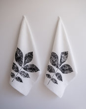 Load image into Gallery viewer, Hickory Leaf Linen Tea Towel in White (Set of 2 w/bag)