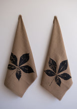 Load image into Gallery viewer, Creeper Leaf Linen Tea Towel (Set of 2 w/bag)