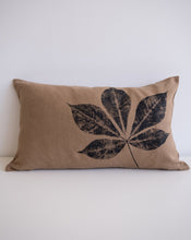 Load image into Gallery viewer, Linen Creeper Pillow