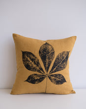 Load image into Gallery viewer, Linen Creeper Pillow