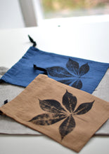 Load image into Gallery viewer, Linen Creeper Multi-Use String Bags in Navy Blue