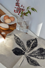 Load image into Gallery viewer, Creeper Leaf Linen Tea Towel (Set of 2 w/bag)