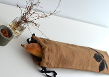 Load image into Gallery viewer, Linen Creeper Baguette Bag in Ginger