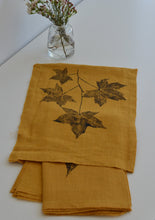 Load image into Gallery viewer, Sweetgum Leaf Linen Tea Towel (Set of 2 w/bag)