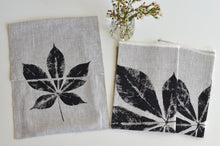 Load image into Gallery viewer, Creeper Leaf Linen Tea Towel (Set of 2 w/bag)