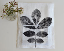 Load image into Gallery viewer, Hickory Leaf Linen Tea Towel in White (Set of 2 w/bag)