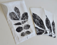 Load image into Gallery viewer, Hickory Leaf Linen Tea Towel in White (Set of 2 w/bag)