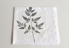 Load image into Gallery viewer, Red Berry Leaf Linen Napkin in White (Set of 4)