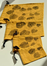 Load image into Gallery viewer, Linen Multi-Use String Bags in Mustard