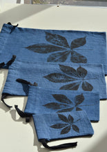 Load image into Gallery viewer, Linen Creeper Multi-Use String Bags in Navy Blue
