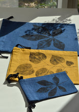 Load image into Gallery viewer, Linen Creeper Multi-Use String Bags in Navy Blue