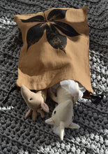 Load image into Gallery viewer, Linen Multi-Use String Bags in Ginger