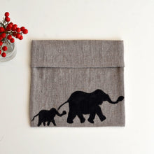 Load image into Gallery viewer, Linen Sade Sandwich & Snack Bags