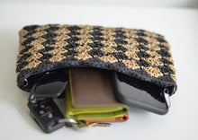 Load image into Gallery viewer, Almond Blossom Clutch