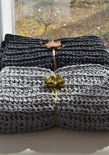 Load image into Gallery viewer, Crocheted Flowers with Natural Raffia Paper String
