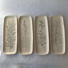 Load image into Gallery viewer, Eucalyptus Long Platter
