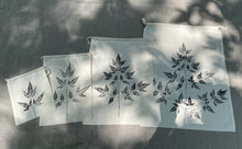 Load image into Gallery viewer, Cotton Multi-Use String Bags in Natural
